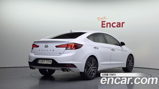 Hyundai AVANTE из Кореи Encar