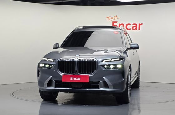 BMW X7 xDrive 40d Design Pure Excellence 7-Seater — пробег 24 743 км — фото 3 из 5