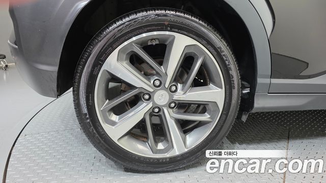 Hyundai Kona из Кореи Encar