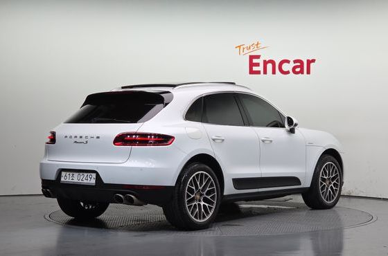 Porsche Macan 3.0 S Diesel 95B — пробег 126 396 км — фото 2 из 5