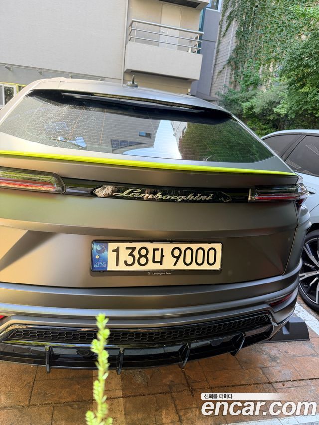 Lamborghini Urus 4.0 V8 — пробег 29 284 км — фото 4 из 5