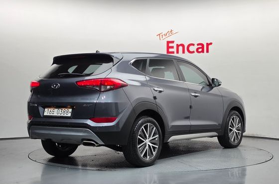 Hyundai Tucson Diesel 1.7 2WD Style Fever — пробег 52 865 км — фото 2 из 5