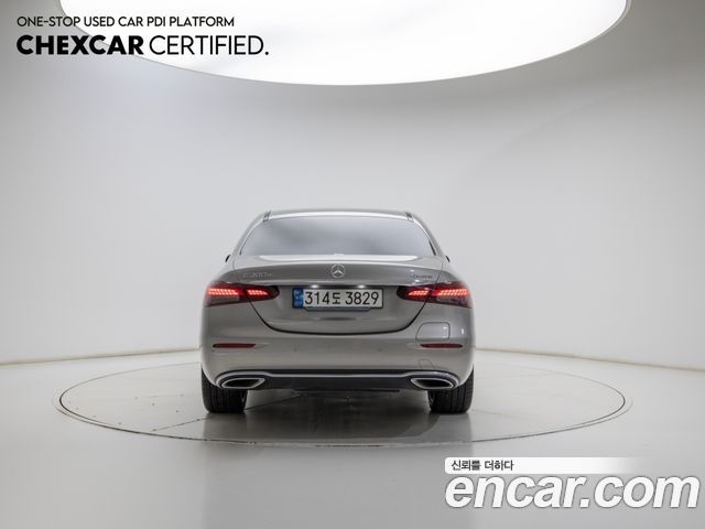 Mercedes-Benz E-Class из Кореи Encar