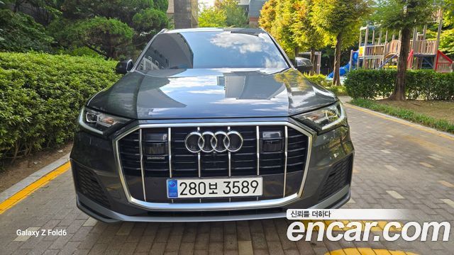 Audi Q7 45 TDI Quattro Premium — пробег 100 700 км — фото 1 из 5