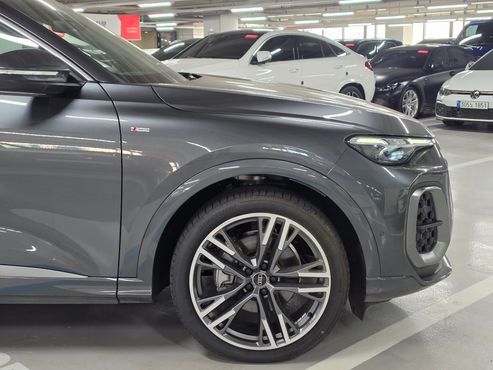 Audi Q5 40 TFSI Quattro S Line — пробег 17 км — фото 5 из 5