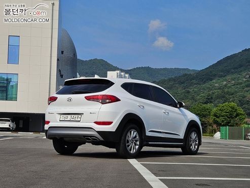 Hyundai Tucson Diesel 2.0 2WD Style Special — пробег 158 418 км — фото 4 из 5