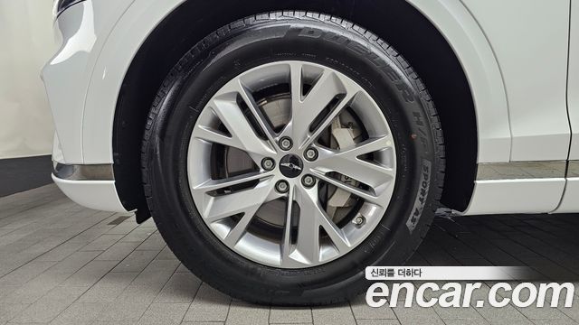 Genesis GV70 из Кореи Encar