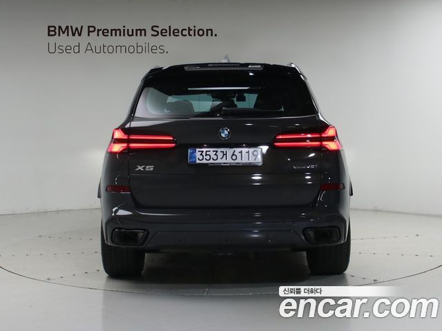BMW X5 xDrive 40i M Sport Pro Special Edition — пробег 10 188 км — фото 4 из 5