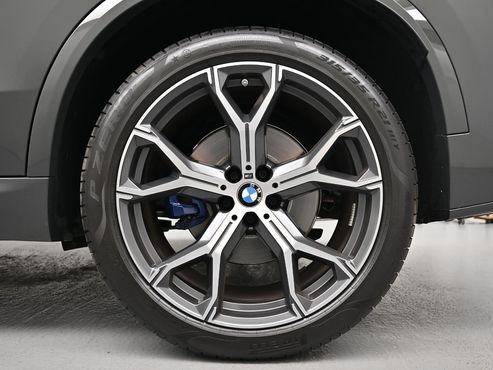 BMW X5 xDrive 40i M Sport Pro Special Edition — пробег 10 188 км — фото 5 из 5