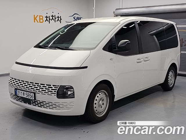 Hyundai Staria Tourer 11-Seater Smart — пробег 13 953 км — фото 1 из 5