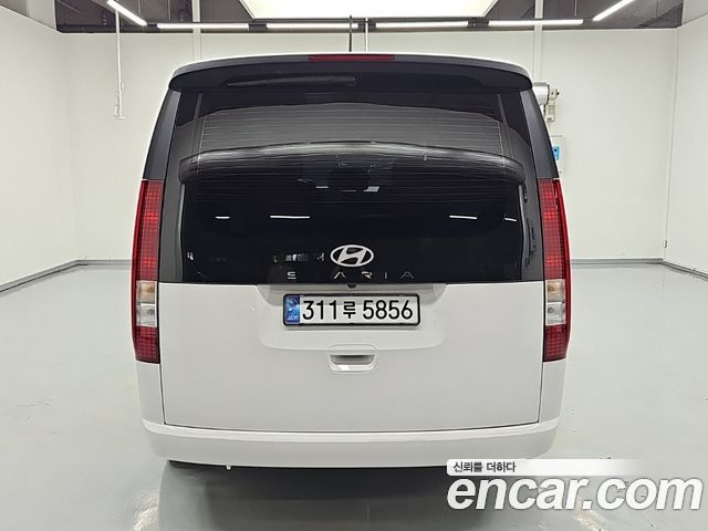 Hyundai Staria Tourer 11-Seater Smart — пробег 13 953 км — фото 4 из 5
