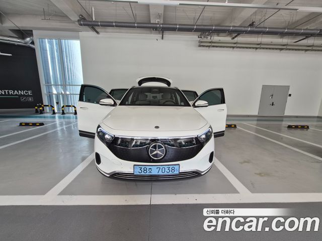 Mercedes-Benz EQA EQA250 Progressive — пробег 15 700 км — фото 1 из 5