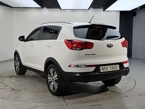 Kia Sportage Diesel 2WD Trendy — пробег 207 832 км — фото 3 из 5