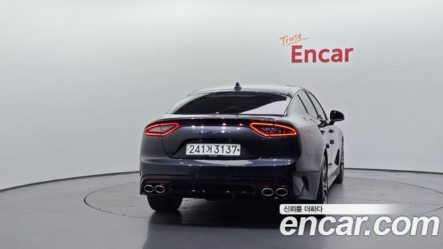 Kia Stinger из Кореи Encar