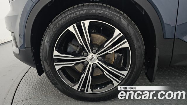 Volvo XC40 из Кореи Encar