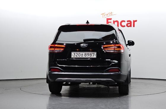 Kia Sorento Diesel 2.0 2WD Noblesse — пробег 177 035 км — фото 4 из 5