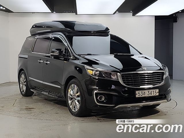 Kia Carnival 9-seater Hi-Limousine Prestige — пробег 215 948 км — фото 2 из 5