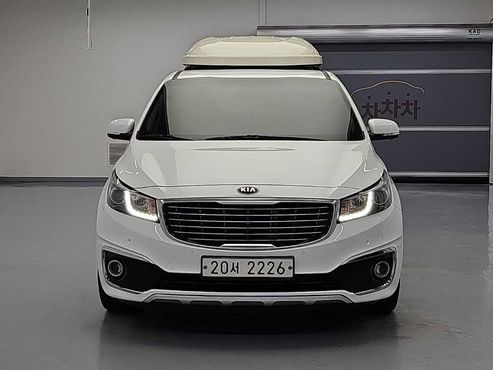 Kia Carnival 9-seater Noblesse — пробег 90 677 км — фото 2 из 5