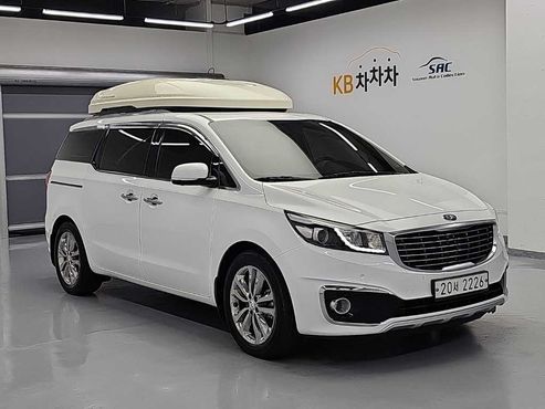 Kia Carnival 9-seater Noblesse — пробег 90 677 км — фото 4 из 5