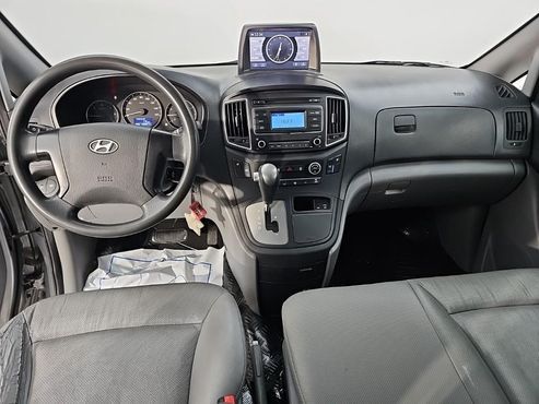Hyundai Starex 12-Seater Wagon Smart — пробег 144 344 км — фото 5 из 5