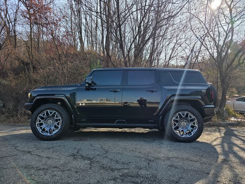 GMC Hummer EV e4WD — пробег 4 500 км — фото 5 из 5