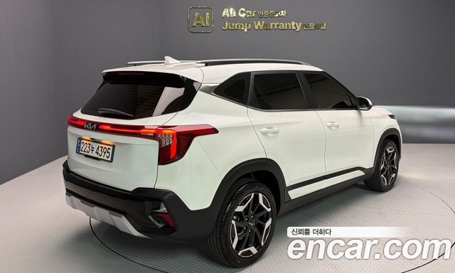 Kia Seltos из Кореи Encar