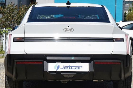 Hyundai AVANTE 2.0 Modern — пробег 30 км — фото 3 из 5