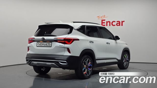Kia Seltos из Кореи Encar