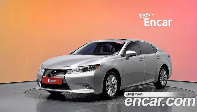 Lexus ES Supreme XV60 — пробег 119 019 км — фото 1 из 5
