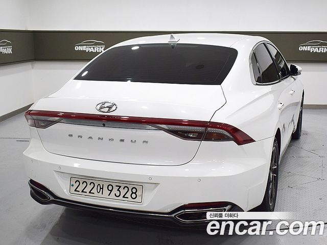 Hyundai Grandeur 2.5 Premium — пробег 75 195 км — фото 3 из 5