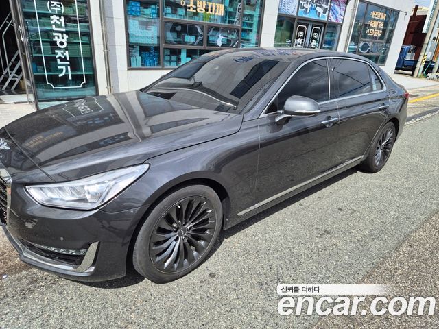 Genesis EQ900 3.3 T-GDI AWD Premiun Luxury — пробег 150 230 км — фото 1 из 5