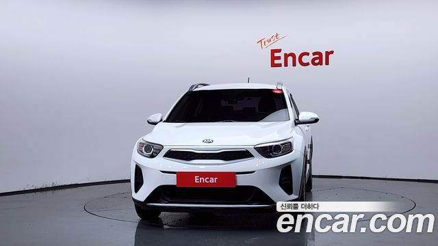 Kia Stonic из Кореи Encar