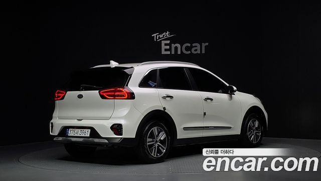 Kia Niro из Кореи Encar