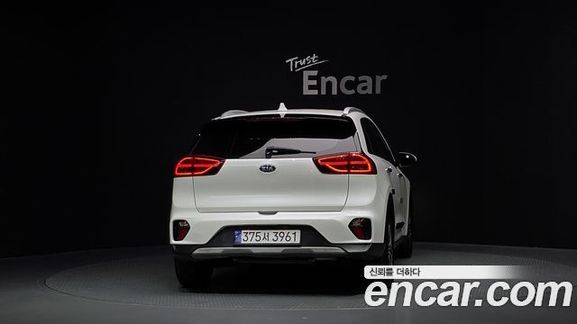 Kia Niro из Кореи Encar