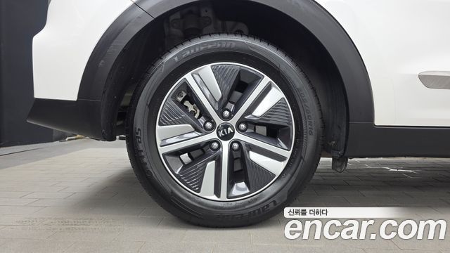Kia Niro из Кореи Encar