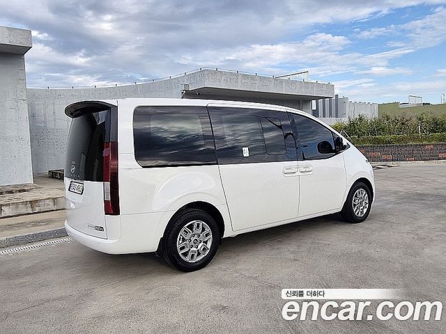Hyundai Staria из Кореи Encar