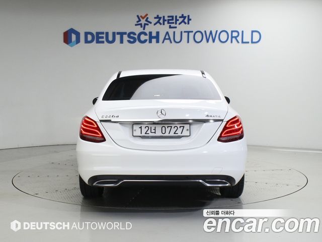 Mercedes-Benz C-Class из Кореи Encar