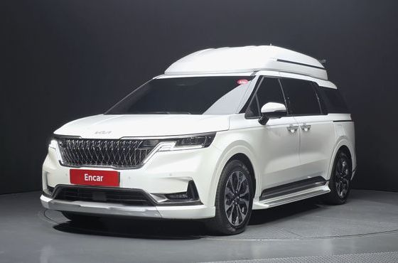 Kia Carnival Gasoline 7-Seater Hi-Limousine Signature — пробег 16 647 км — фото 1 из 5