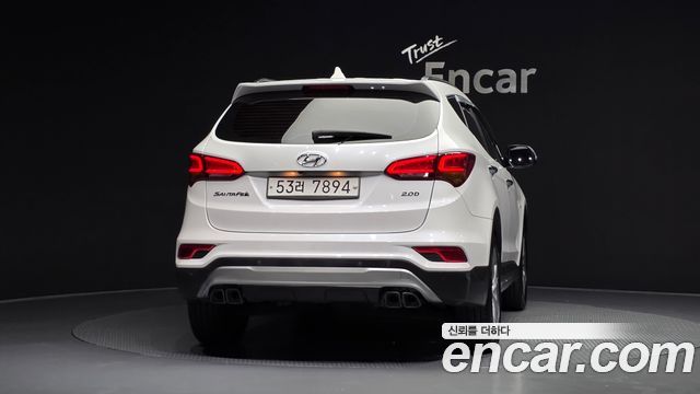 Hyundai Santafe Diesel 2.0 2WD 1 Millon Style — пробег 171 502 км — фото 4 из 5