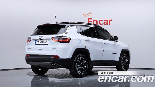 Jeep Compass 2.4 Limitied AWD — пробег 5 049 км — фото 2 из 5