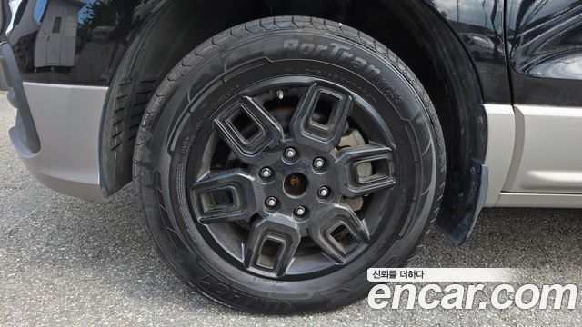 Hyundai Starex 4WD Limousine — пробег 98 775 км — фото 5 из 5