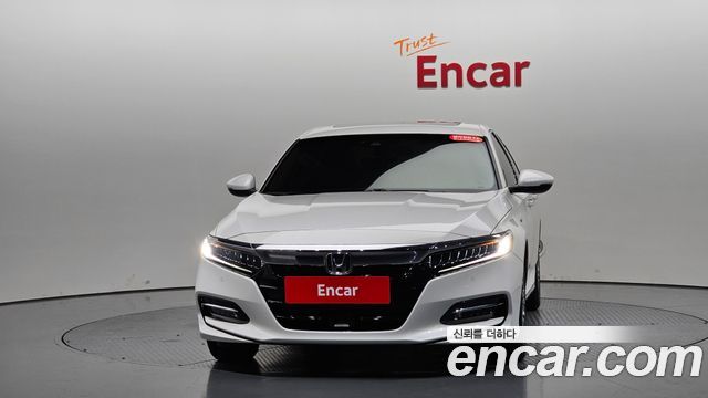 Honda Accord 2.0 Hybrid Touring — пробег 25 628 км — фото 3 из 5