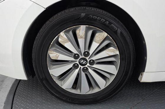 Hyundai Grandeur Premium — пробег 143 486 км — фото 5 из 5