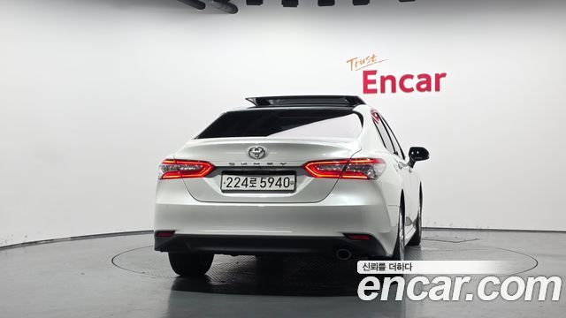 Toyota Camry из Кореи Encar