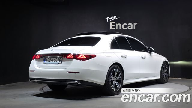 Mercedes-Benz E-Class из Кореи Encar