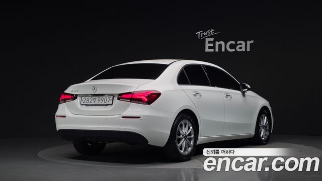 Mercedes-Benz A-Class из Кореи Encar