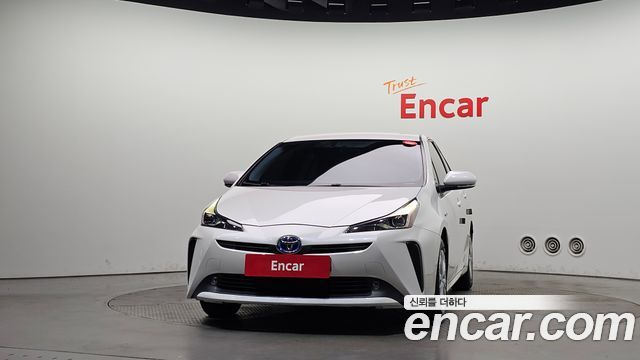 Toyota Prius из Кореи Encar