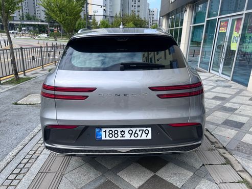 Genesis GV70 2.5T Gasoline 2WD — пробег 9 000 км — фото 4 из 5