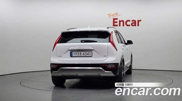 Kia Niro Signature — пробег 117 022 км — фото 4 из 5