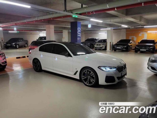 BMW 5-Series 520i M Sport — пробег 59 000 км — фото 1 из 5